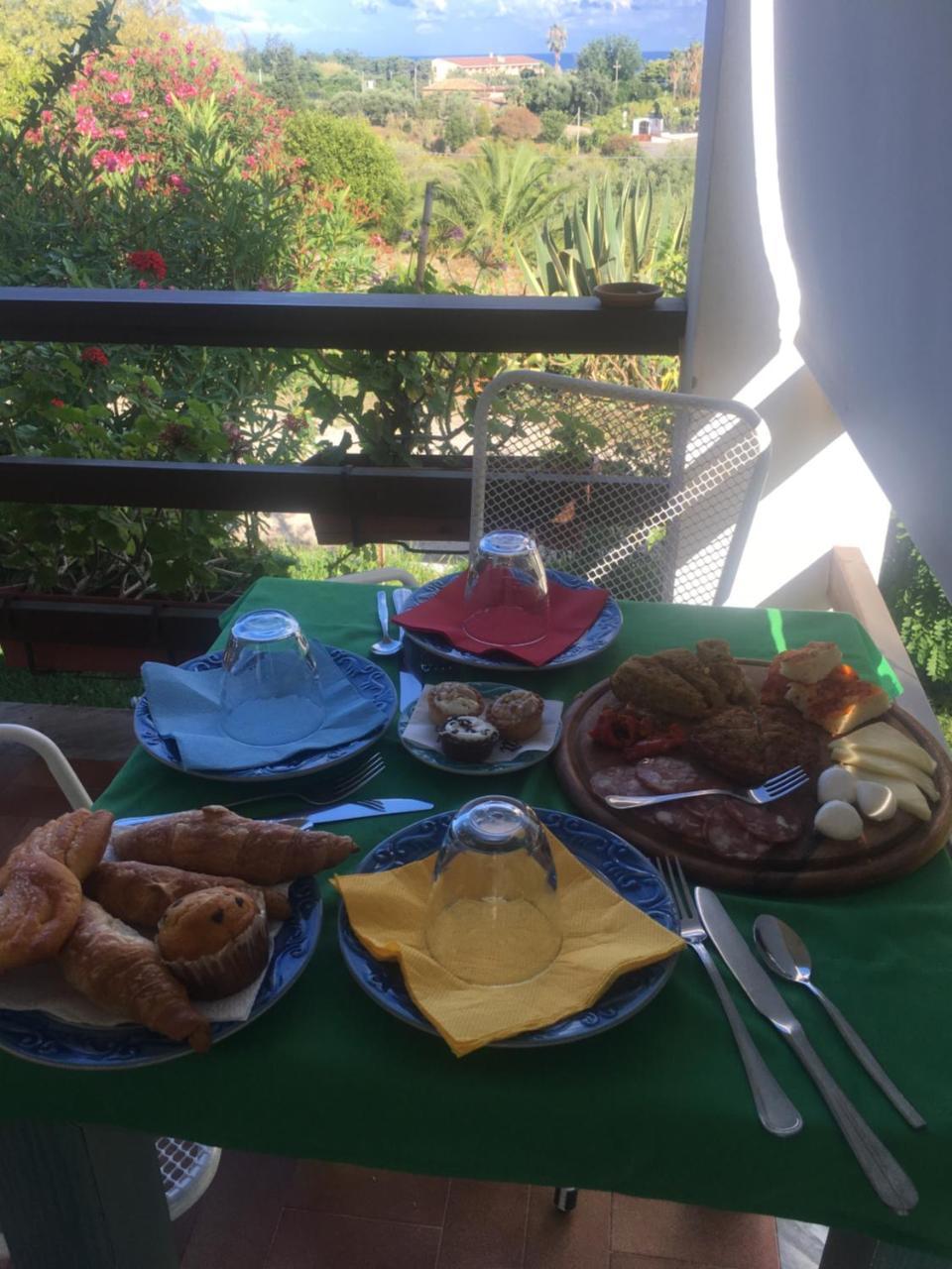 B&B A Casa Di Picci Santa Domenica  Ngoại thất bức ảnh